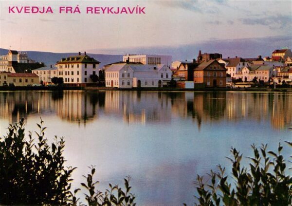 Reykjavík Iceland Tjornin See in der Reykjaviker Altstadt
