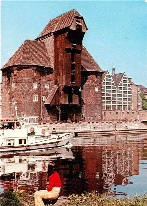 Gdansk Danzig PL Zuraw brama miejska z drewnianym dzwigiem portowym