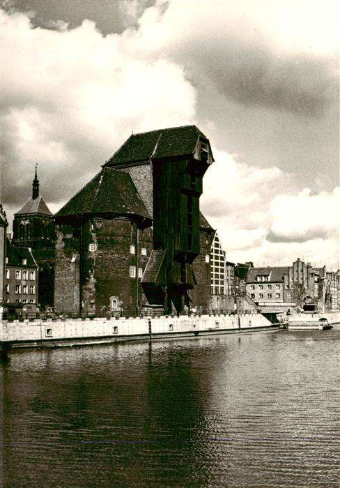 Gdansk Danzig PL Zuraw brama miejska drewnlanym zwigiem portowym