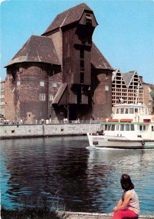 Gdansk Danzig PL Zuraw brama miejska z drewnianym dzwigiem portowyn