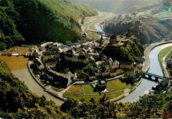 Esch-sur-Sure Luxemburg Vue aerienne