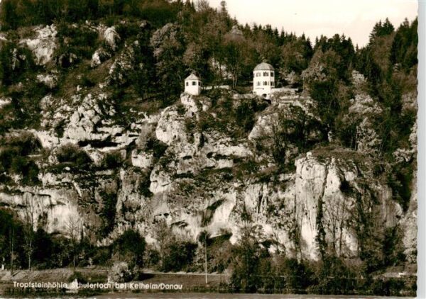 Kelheim Donau Tropfsteinhoehle Schulerloch