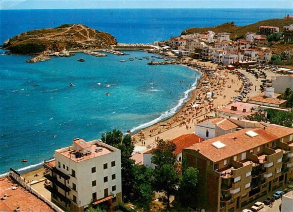 Llansa Costa Brava ES Vista aérea del puerto