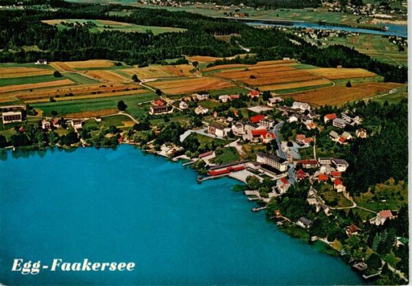 Egg Faakersee Kaernten AT Fliegeraufnahme