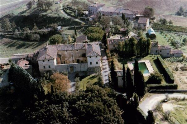 Pianella Castelnuovo Fattoria Ferraiolo veduta aerea
