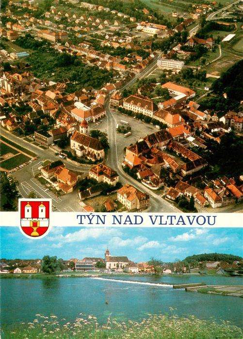 Tyn nad Vltavou CZ Luftaufnahme Partie an der Moldau