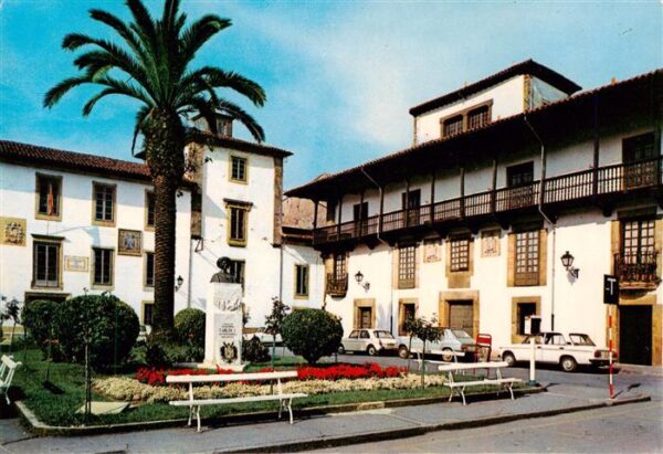 Villaviciosa Plaza Jose Antonio
