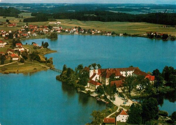 Seeon-Seebruck Insel-Schloss-Hotel Parkhotel Sandau
