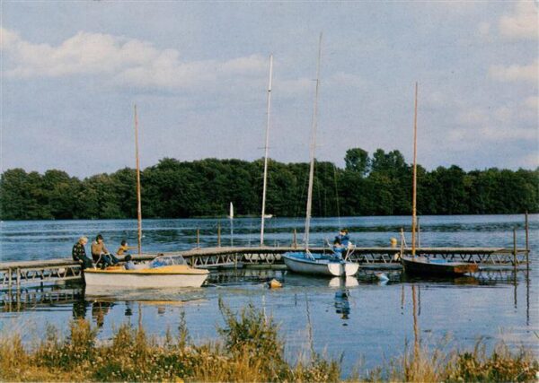 Czluchow Schlochau Pommern PL Przystan nad Jeziorem Rychnowsikim Yachthafen