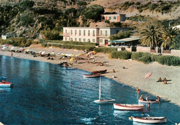 Capoliveri Isola d Elba IT Pareti