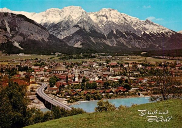 Hall Tirol Panorama Blick auf Bettelwurf