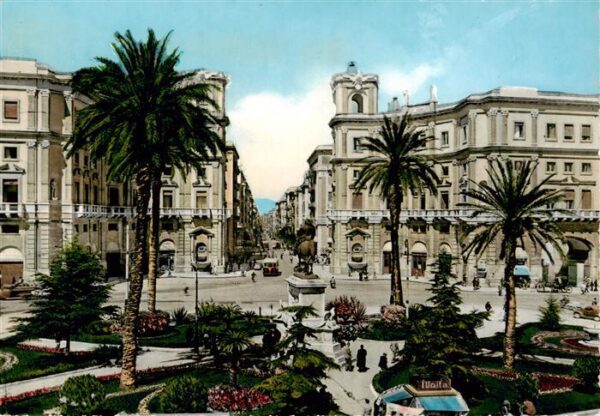 PALERMO  Sicilia IT Piazza G. Cesare Via Roma