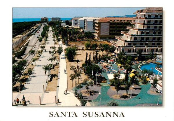Santa Susanna ES La Promenade