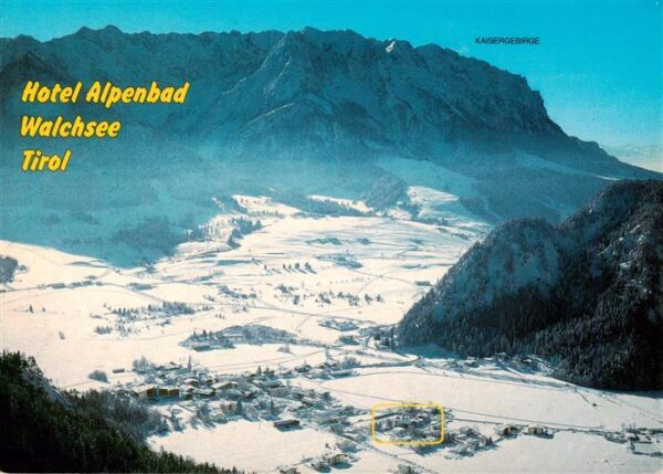 Walchsee Tirol AT Hotel Alpenbad Fliegeraufnahme mit Kaisergebirge