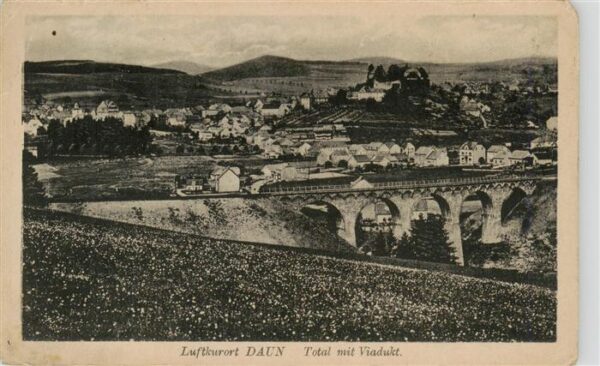 Daun Eifel Panorama mit Viadukt