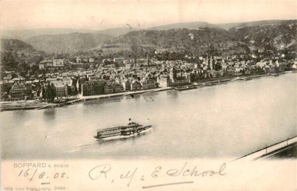 Boppard Rhein Rheinland-Pfalz Panorama Blick ueber den Rhein