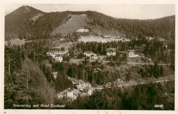 Semmering Niederoesterreich Panorama mit Hotel Panhans