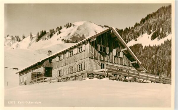 Ofterschwang Kahlrueckenalpe mit Rangiswangerhorn Winterlandschaft Allgaeuer Alp