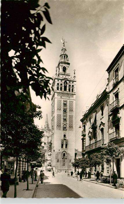 Sevilla Andalucia ES La Giralda Catedral