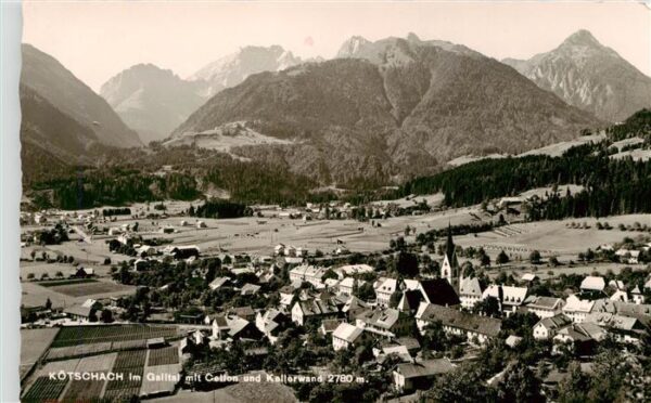 Koetschach-Mauthen Kaernten AT Panorama Gailtal mit Cellon und Kellerwand