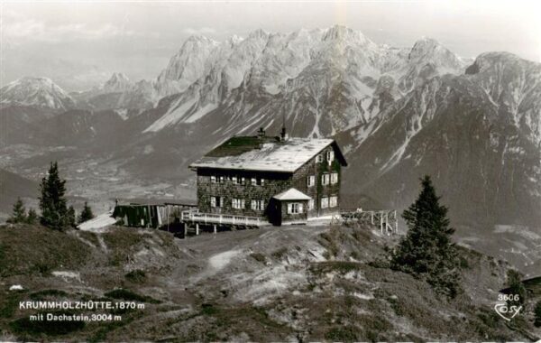 Krummholzhuette 1870m Schladming Obersteiermark AT Berghaus Blick gegen Dachstei