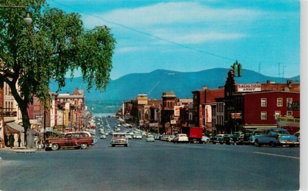 Newburgh New York USA Broadway looking east