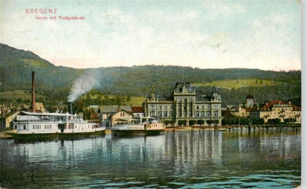 Bregenz Vorarlberg Bodensee Hafen mit Postgebaeude Dampfer