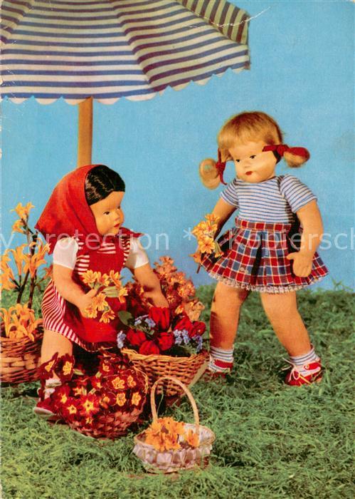 Kaethe-Kruse Puppen S.419/A 7348 Puppen mit Blumen