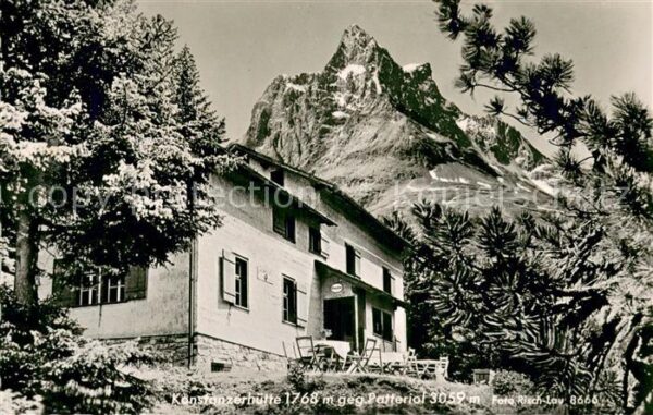 Konstanzerhuette 1768m Patteriol AT Aussenansicht m. Patteriol