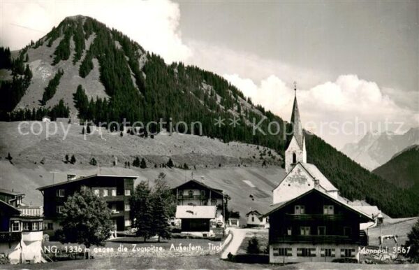Berwang Tirol Teilansicht Zugspitze