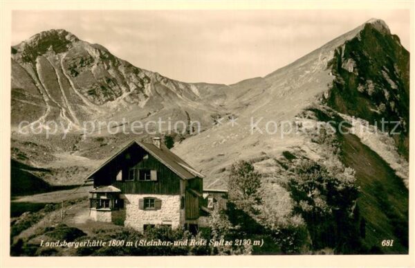 Landsbergerhuette 1800m Tirol AT Aussenansicht m. Steinkar- u. Rote Spitze