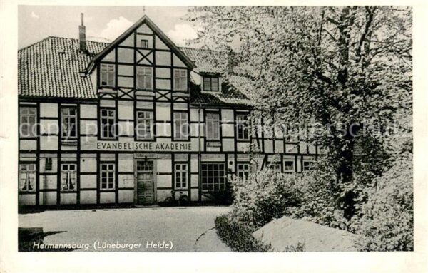 Hermannsburg Evangelische Akademie Aussenansicht Fachwerkhaus