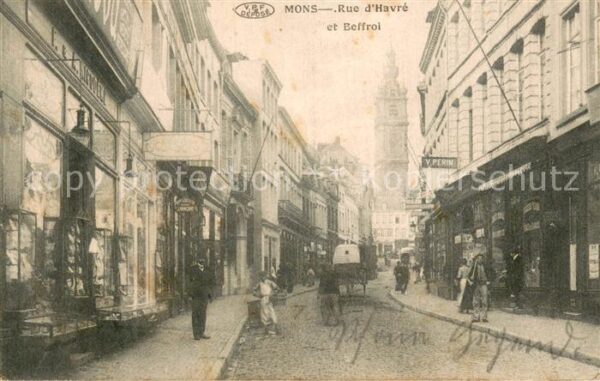 Mons  Belgie Rue d’Havre et Beffroi