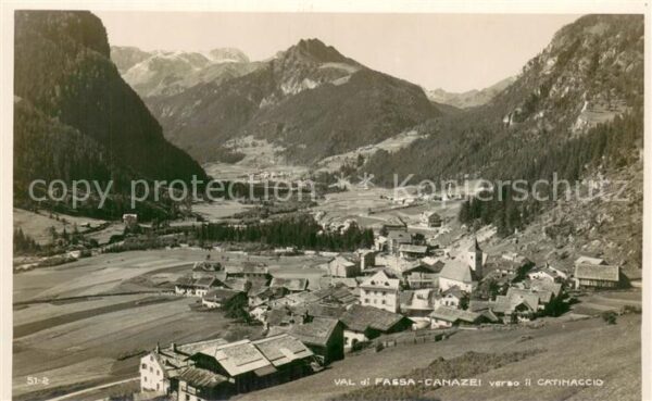 Canazei Trento IT Val di Fassa verso il Catinaggio