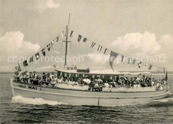 Heiligenhafen Ostseebad Seefahrt mit Fahrgastschiff Hai I