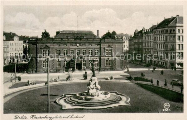 Goerlitz  Sachsen Hindenburgplatz mit Postamt Denkmal