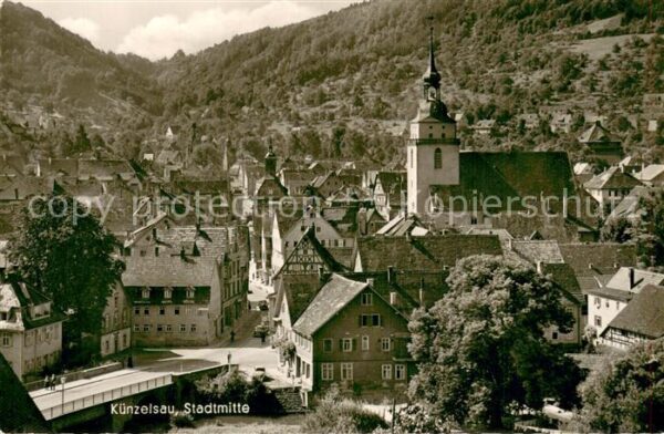 Kuenzelsau Stadtmitte Blick zur Kirche