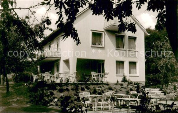 Hoersum Pensions- u. Gaestehaus M. Fluegge Aussenansicht m. Terrasse