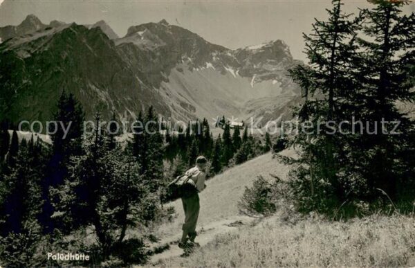 Paluedhuette Brand Vorarlberg AT Wanderer