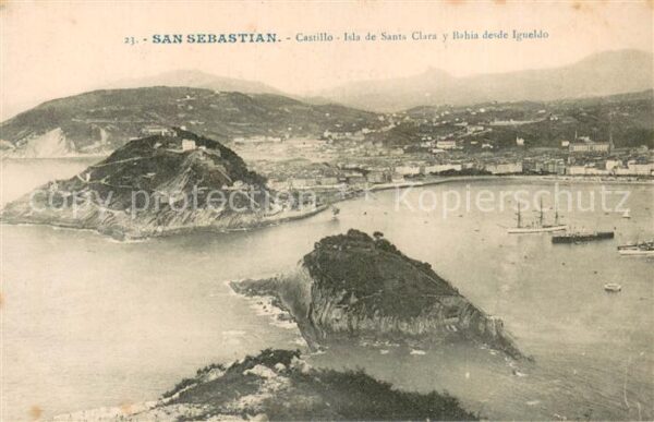 San Sebastian  Pais Vasco ES Castillo - Isla de Santa Clara y Bahia desde Igueld