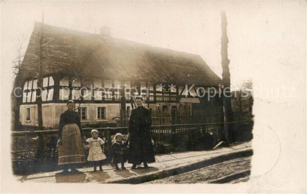 Bunzlau Niederschlesien Boleslawiec Muetter m. Kindern Fachwerkhaus