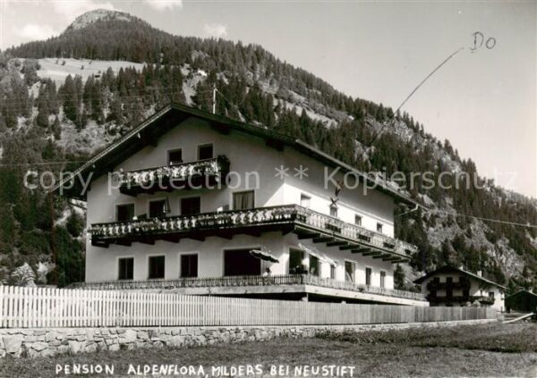 Milders Pension Alpenflora Aussenansicht
