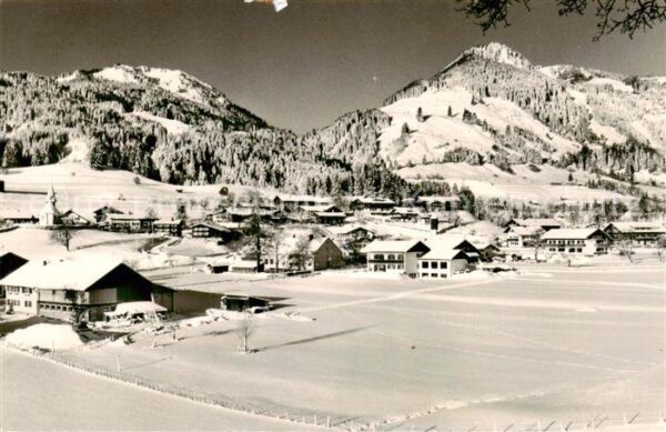 Obermaiselstein Gesamtansicht m. Bolsterlangerhorn Winter