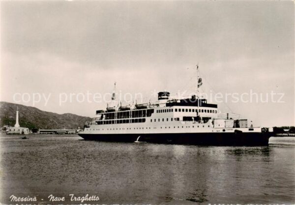 Messina Sicilia Nave Traghetto - Grosser Dampfer