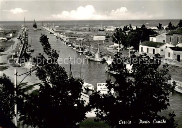 Cervia IT Porto Canale