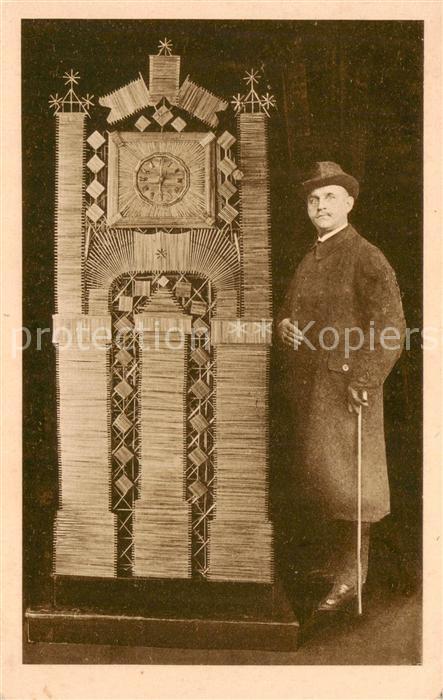 Goslar Kunstuhr aus Strohhalmen