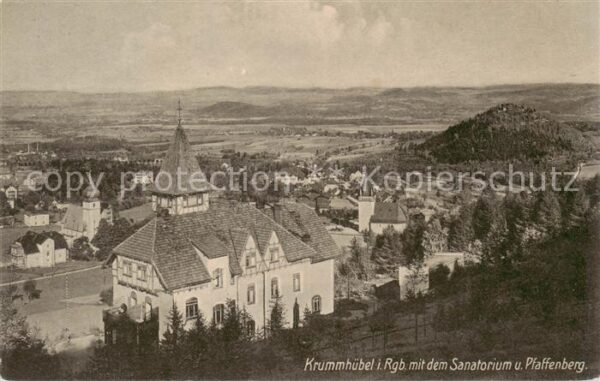 Krummhuebel Karpacz Riesengebirge PL mit dem Sanatorium und Pfaffenberg