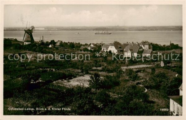 Laboe Ostseebad Blick auf die Kieler Foerder