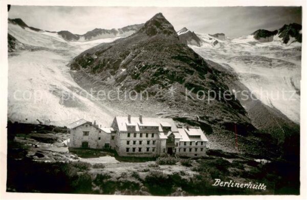 Berlinerhuette 2040 Zillertal AT Fliegeraufnahme