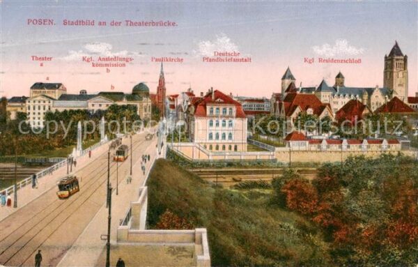 Posen Poznan Stadtbild an der Theaterbruecke Strassenbahn